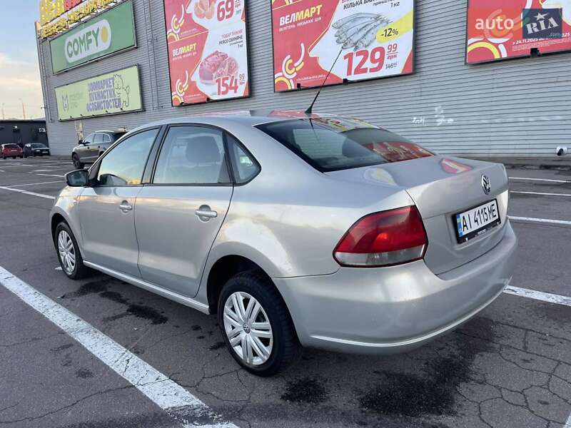 Седан Volkswagen Polo 2011 в Полтаве