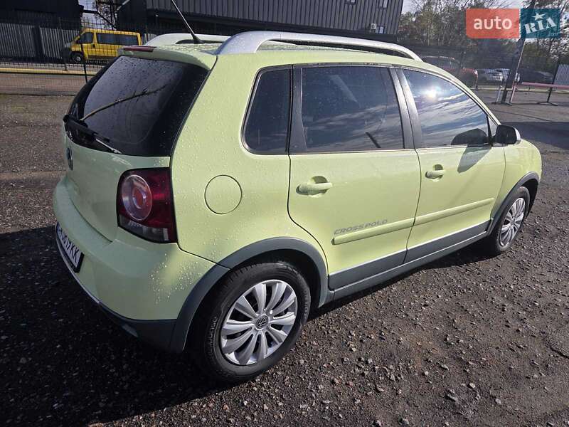 Хэтчбек Volkswagen Polo 2008 в Киеве
