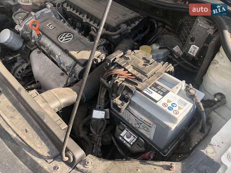 Седан Volkswagen Polo 2012 в Киеве