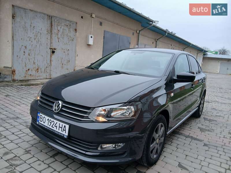 Седан Volkswagen Polo 2016 в Чорткове