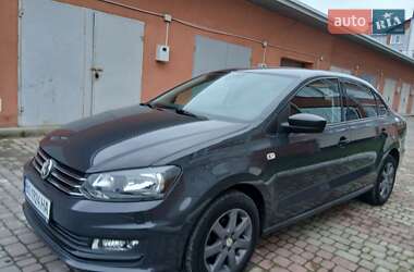 Седан Volkswagen Polo 2016 в Чорткове