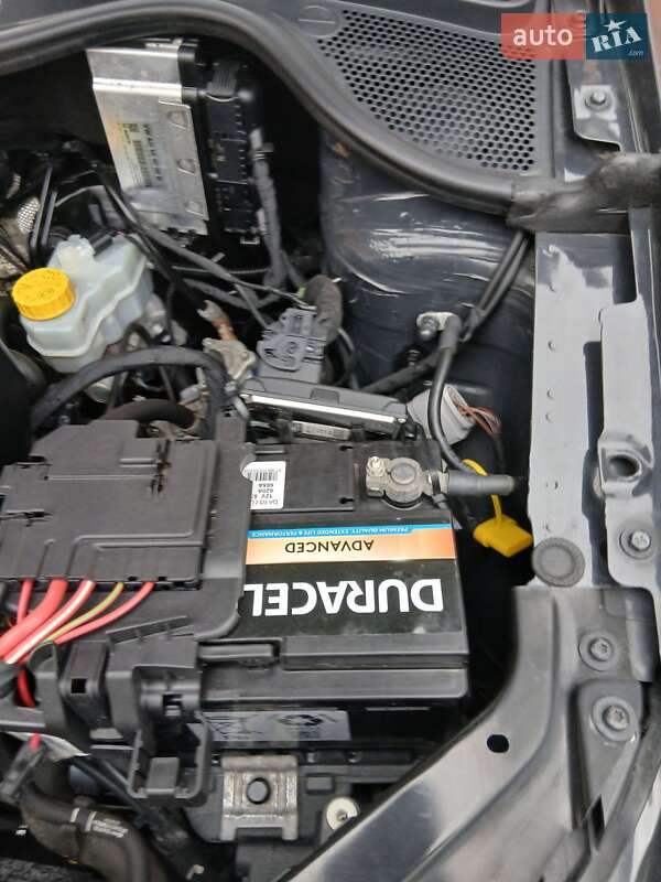 Седан Volkswagen Polo 2016 в Чорткове