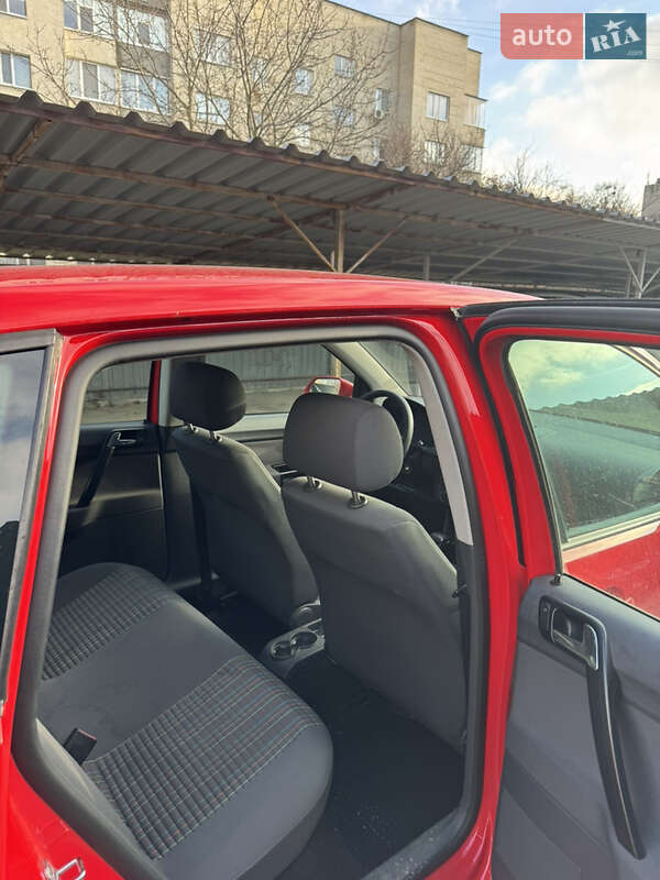 Хэтчбек Volkswagen Polo 2008 в Сумах