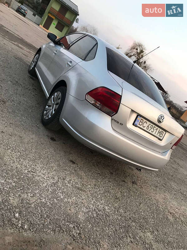 Седан Volkswagen Polo 2011 в Львове