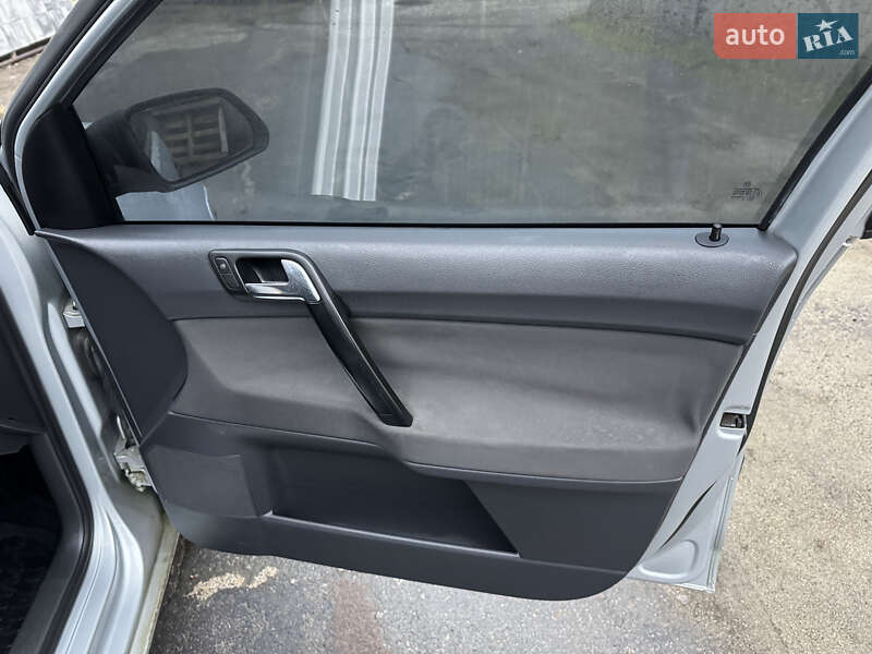 Хетчбек Volkswagen Polo 2007 в Дніпрі фото 17 Хетчбек Volkswagen Polo 2007 в Дніпрі