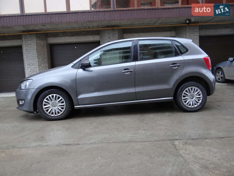 Хэтчбек Volkswagen Polo 2010 в Ахтырке фото 5 Хэтчбек Volkswagen Polo 2010 в Ахтырке