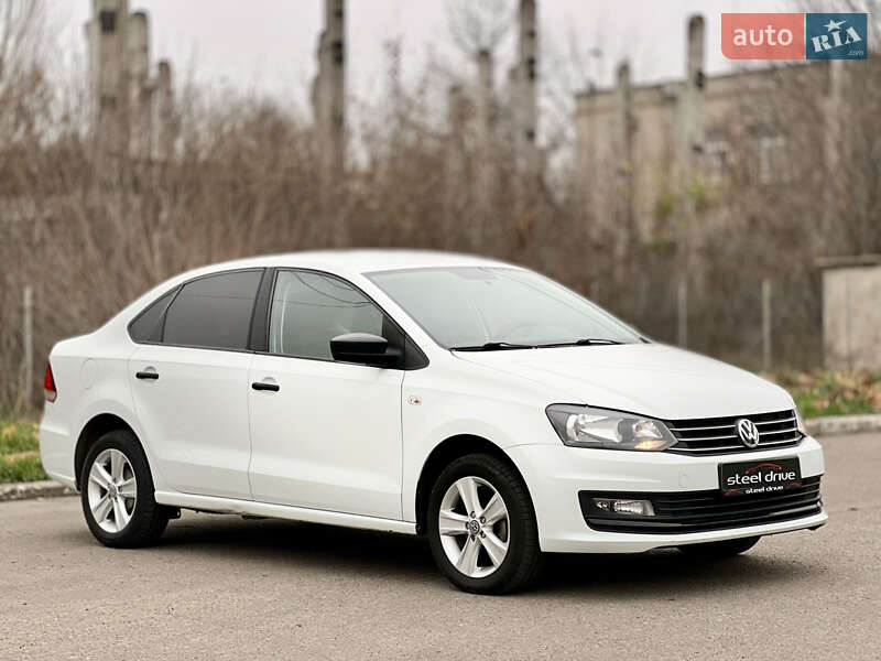 Седан Volkswagen Polo 2016 в Николаеве фото 3 Седан Volkswagen Polo 2016 в Николаеве