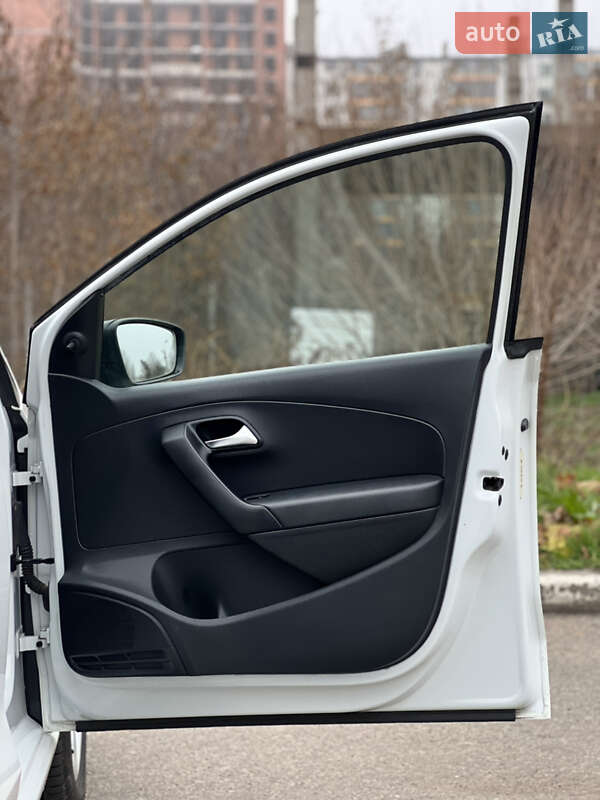 Седан Volkswagen Polo 2016 в Николаеве фото 20 Седан Volkswagen Polo 2016 в Николаеве