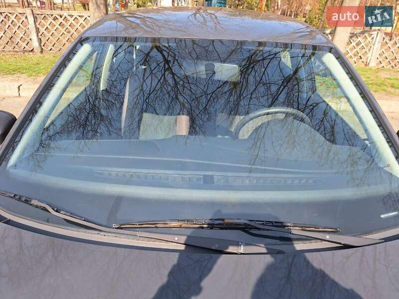 Седан Volkswagen Polo 2016 в Сарнах