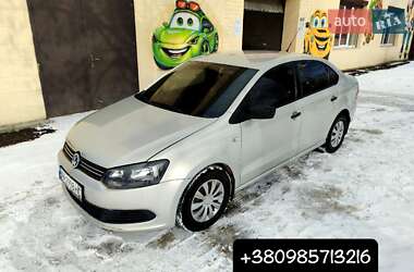 Седан Volkswagen Polo 2012 в Семеновке