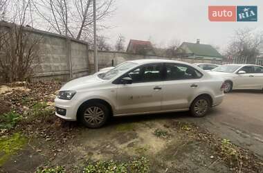 Седан Volkswagen Polo 2017 в Житомире