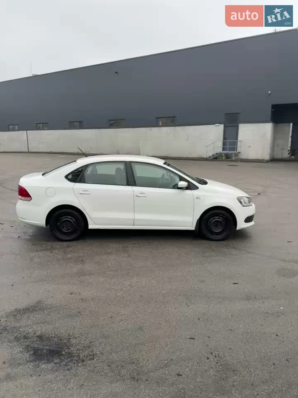 2014 Volkswagen Polo - мініатюра 21