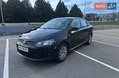 Седан Volkswagen Polo 2012 в Полтаві
