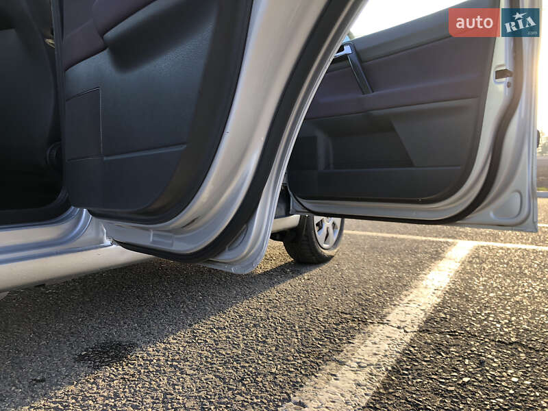 Хэтчбек Volkswagen Polo 2005 в Черновцах