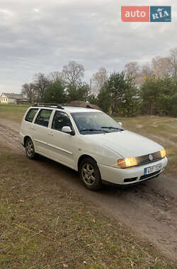 Хэтчбек Volkswagen Polo 2000 в Сарнах