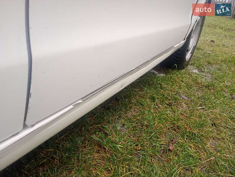 Хэтчбек Volkswagen Polo 2003 в Чуднове