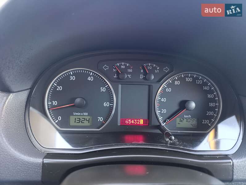 Хэтчбек Volkswagen Polo 2008 в Здолбунове