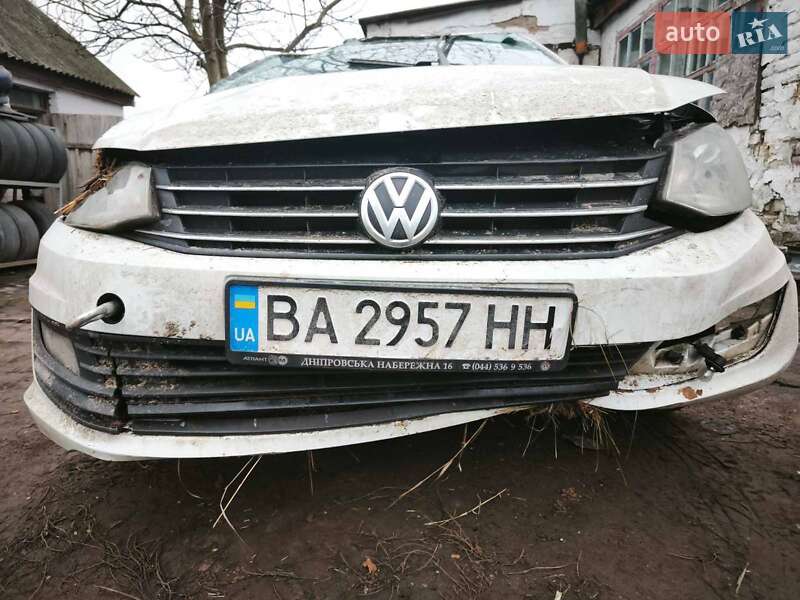 Седан Volkswagen Polo 2017 в Полтаве