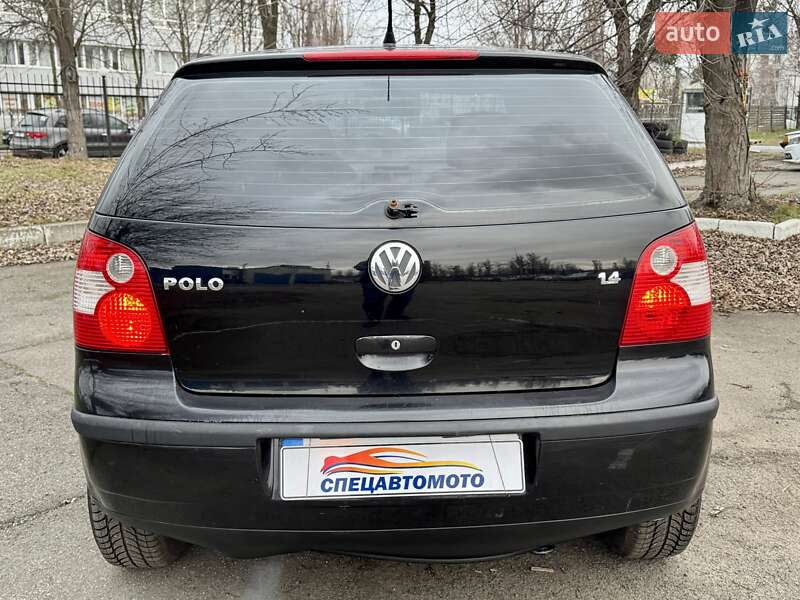 Хэтчбек Volkswagen Polo 2005 в Киеве