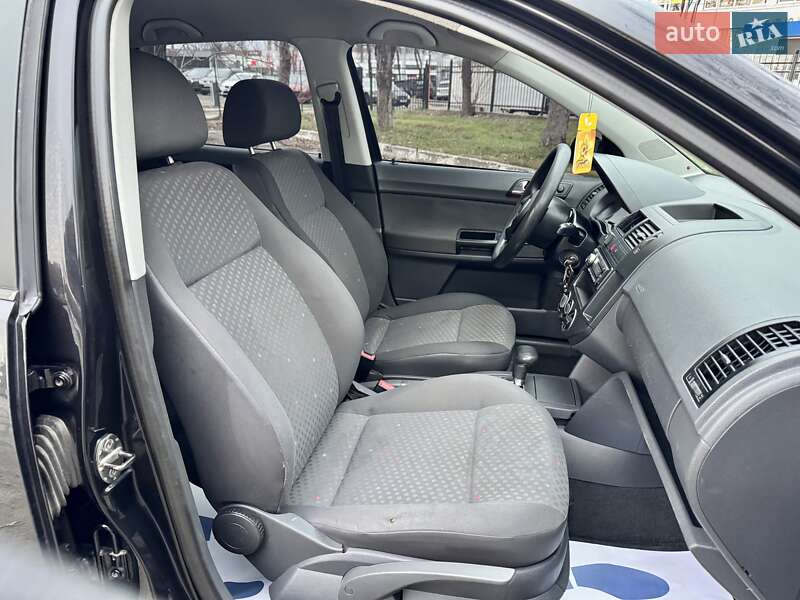Хэтчбек Volkswagen Polo 2005 в Киеве