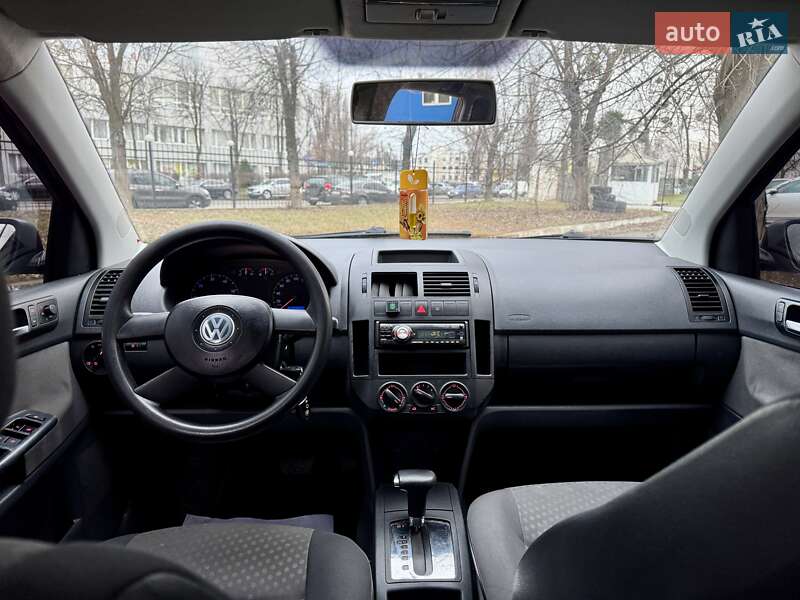 Хэтчбек Volkswagen Polo 2005 в Киеве