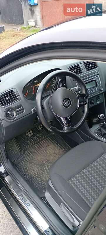 Седан Volkswagen Polo 2015 в Запоріжжі