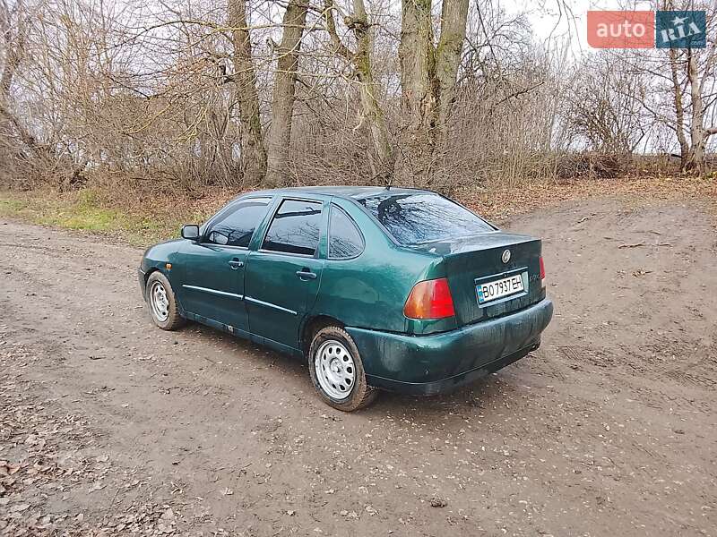Седан Volkswagen Polo 1998 в Хмельницком