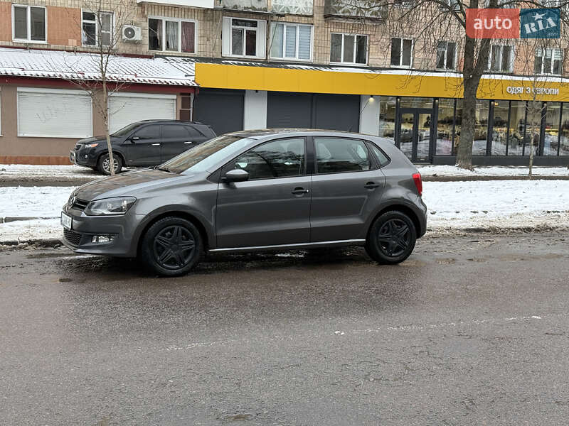 Хэтчбек Volkswagen Polo 2010 в Ровно