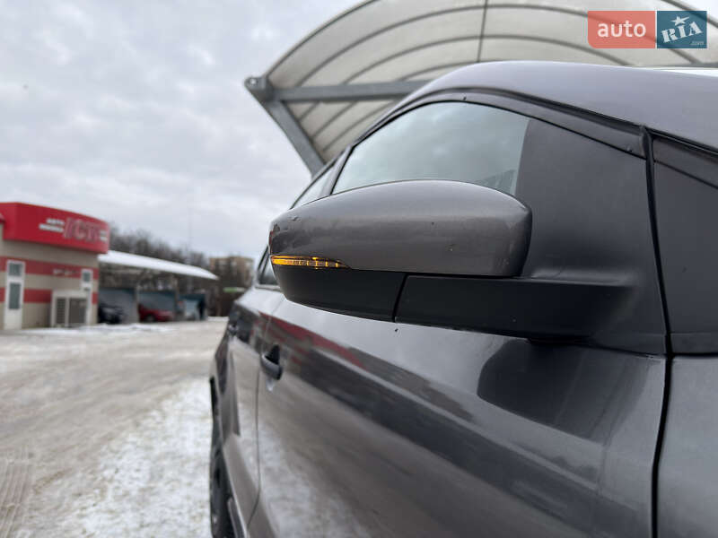 Хэтчбек Volkswagen Polo 2010 в Ровно