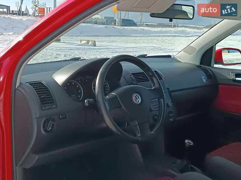 Хэтчбек Volkswagen Polo 2005 в Львове