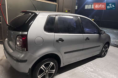 Хэтчбек Volkswagen Polo 2007 в Ужгороде
