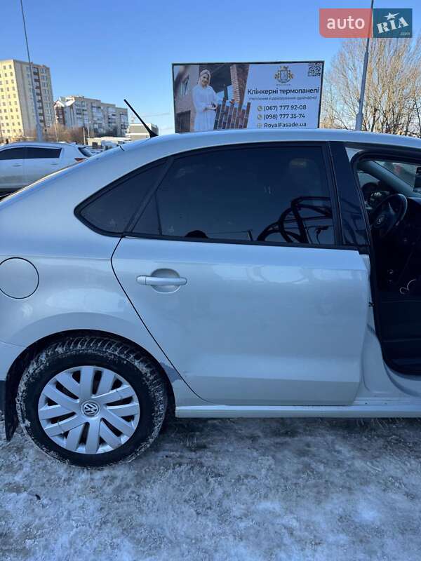 Седан Volkswagen Polo 2013 в Тернополе фото 2 Седан Volkswagen Polo 2013 в Тернополе