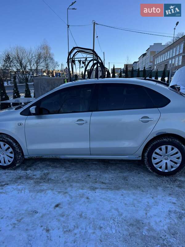 Volkswagen Polo 2013