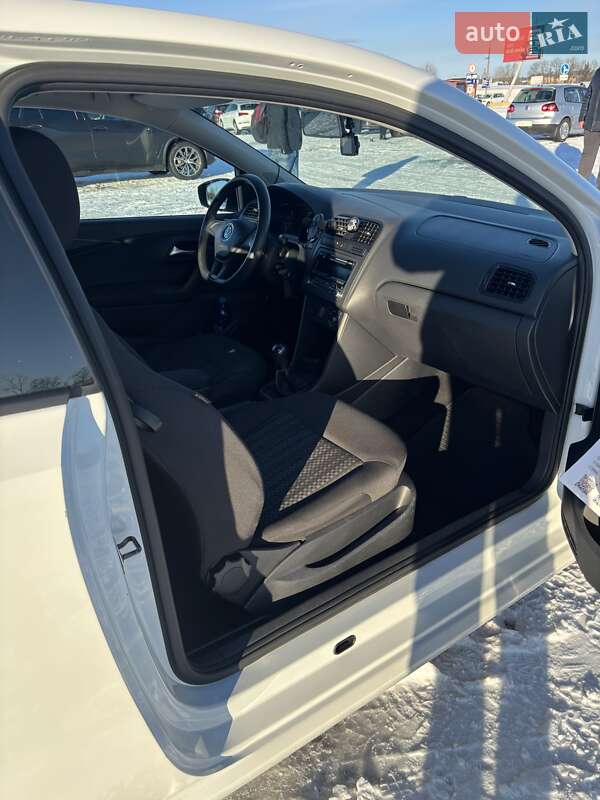 Хетчбек Volkswagen Polo 2016 в Києві