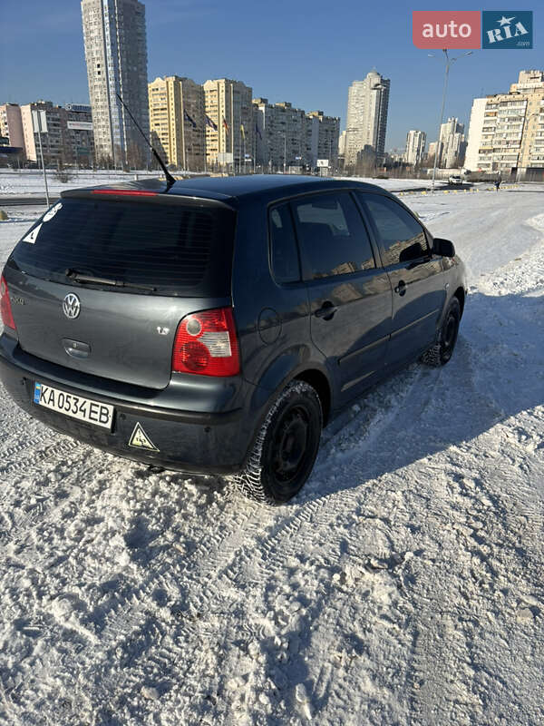 Хэтчбек Volkswagen Polo 2004 в Киеве
