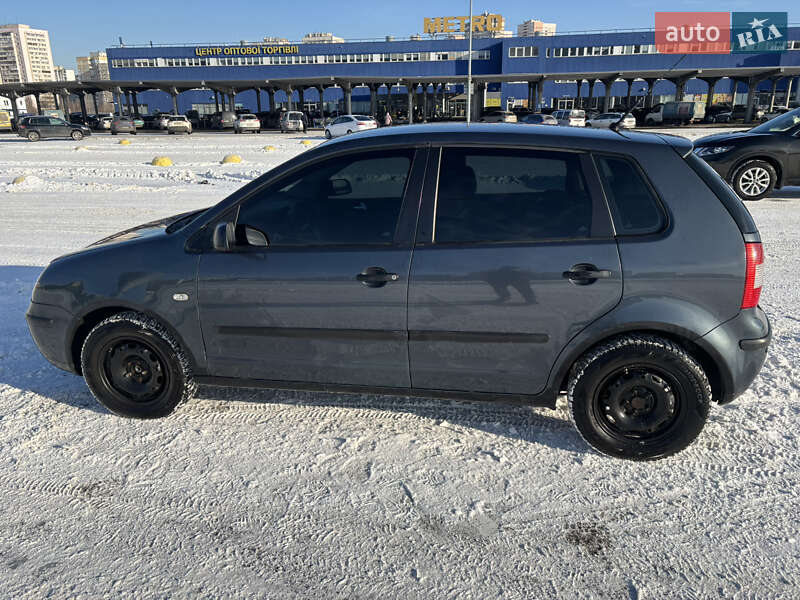 Хэтчбек Volkswagen Polo 2004 в Киеве