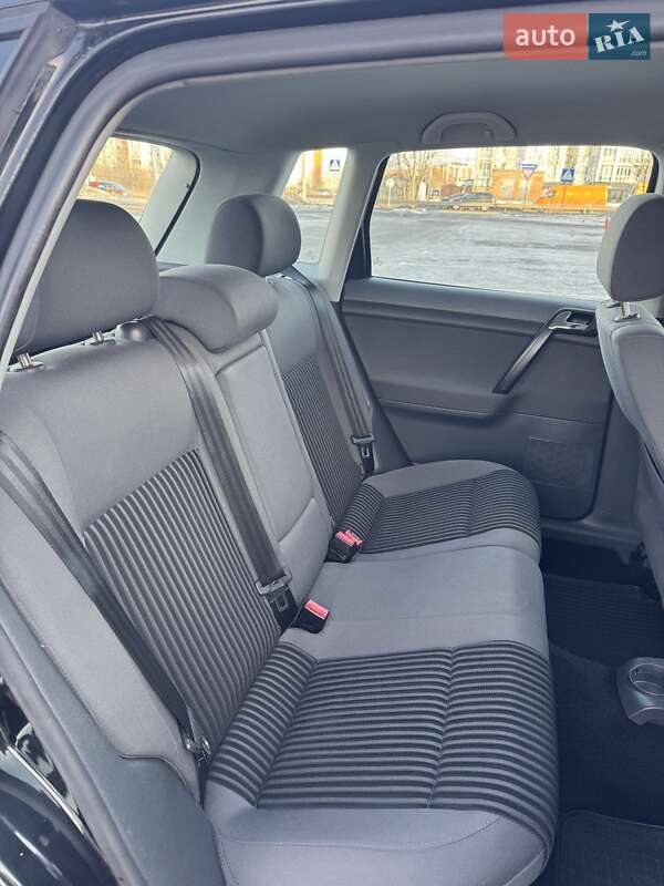 Хетчбек Volkswagen Polo 2006 в Рівному