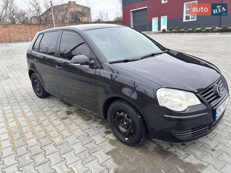 Хэтчбек Volkswagen Polo 2007 в Дубно