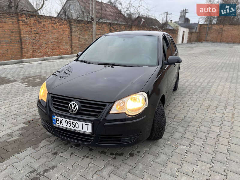 Хэтчбек Volkswagen Polo 2007 в Дубно