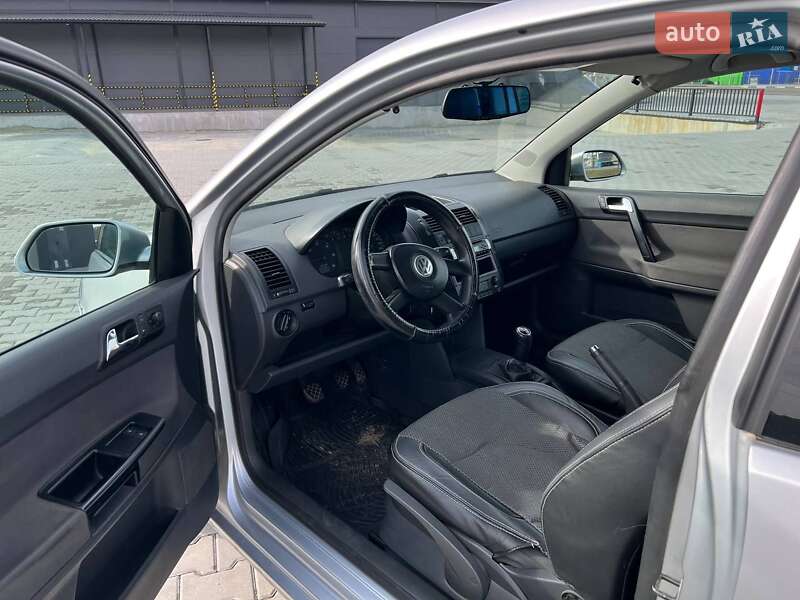 Хэтчбек Volkswagen Polo 2006 в Мукачево