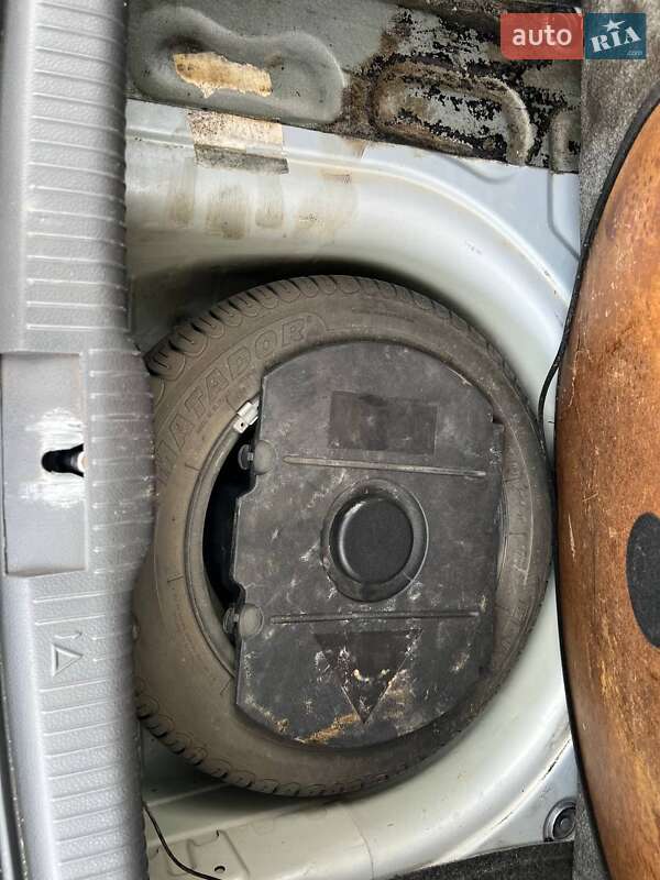 Хэтчбек Volkswagen Polo 2006 в Мукачево