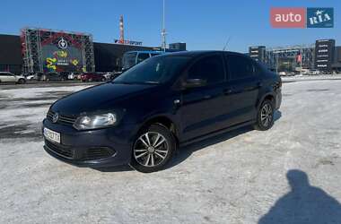 Седан Volkswagen Polo 2011 в Киеве