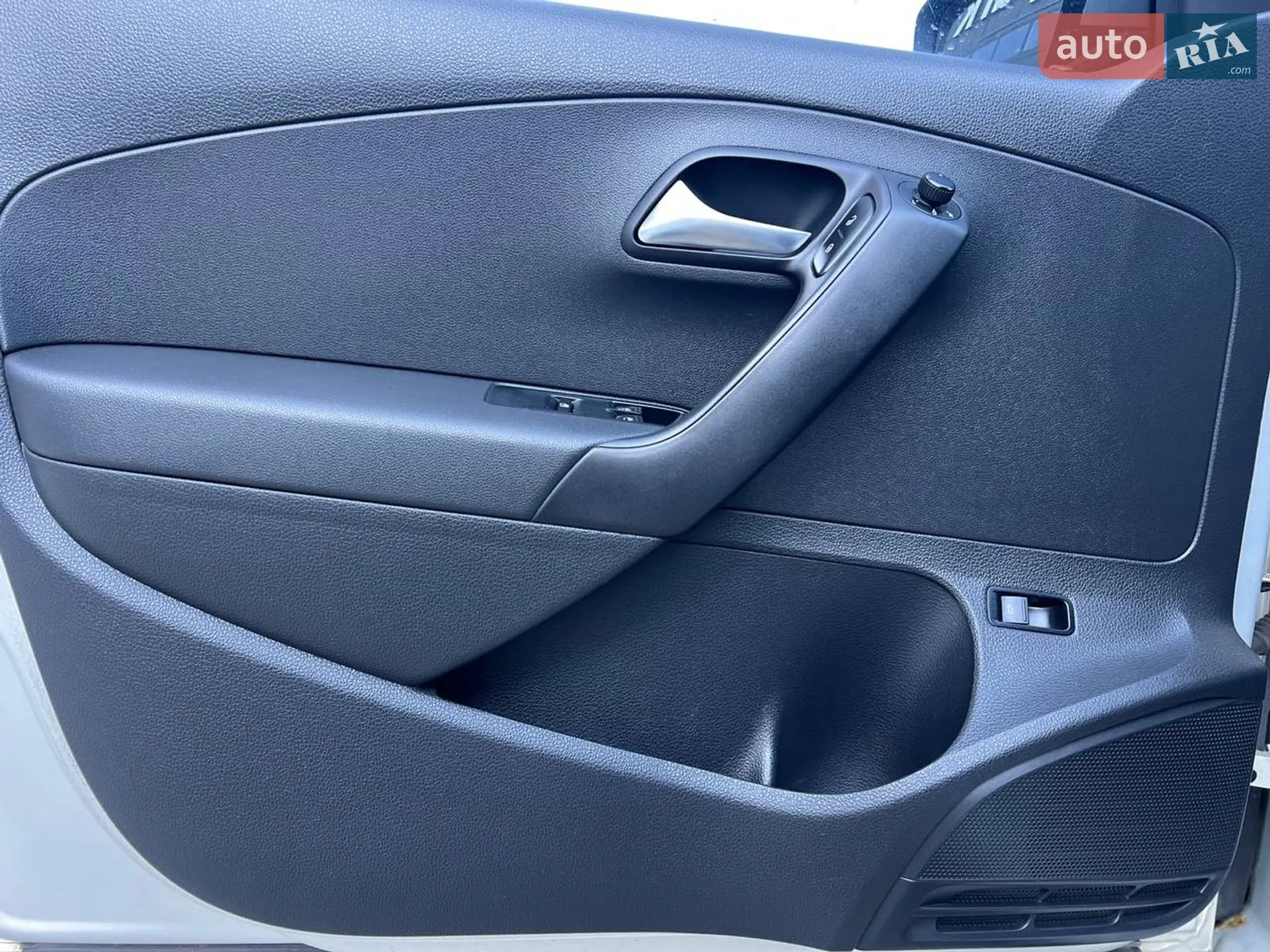 2012 Volkswagen Polo - мініатюра 15