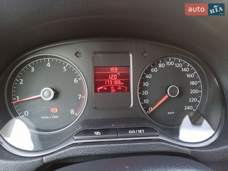 Седан Volkswagen Polo 2013 в Киеве