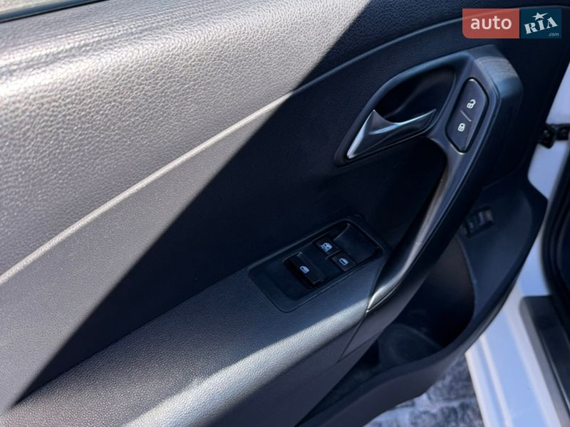 Седан Volkswagen Polo 2012 в Харькове