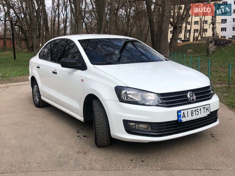 Седан Volkswagen Polo 2019 в Чернигове