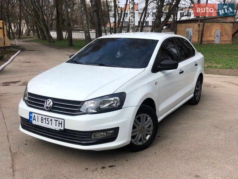 Седан Volkswagen Polo 2019 в Чернигове