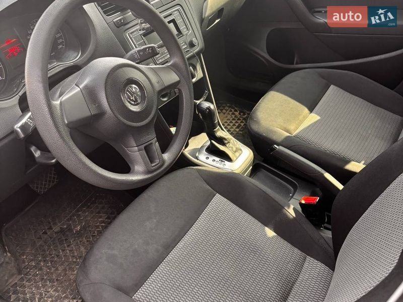 Седан Volkswagen Polo 2013 в Киеве