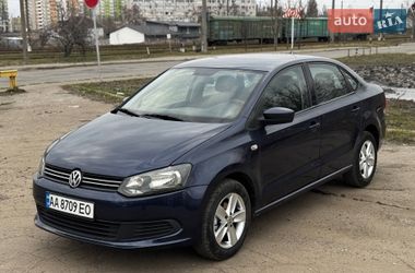 Седан Volkswagen Polo 2012 в Києві