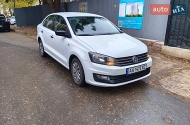 Седан Volkswagen Polo 2018 в Одессе